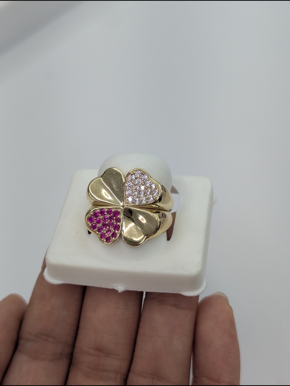 10kt Real Gold Women's Ring Size 8